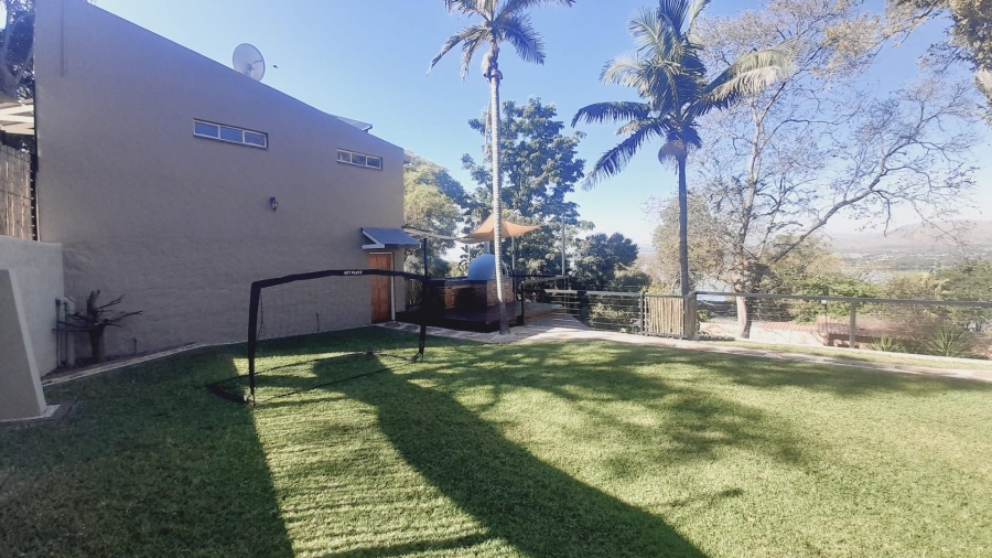 4 Bedroom Property for Sale in Kosmos North West
